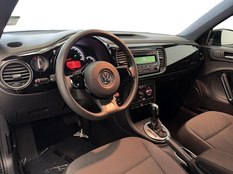 2015 Volkswagen Beetle  - Desmeules Chrysler