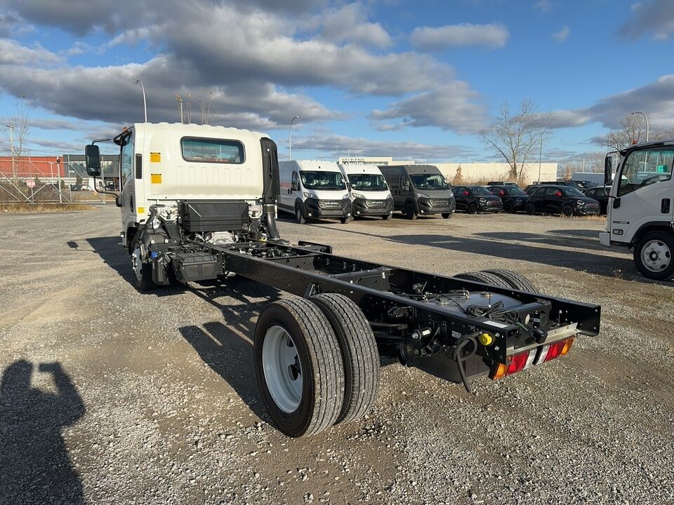 2024 Isuzu NRR  - Blainville Chrysler