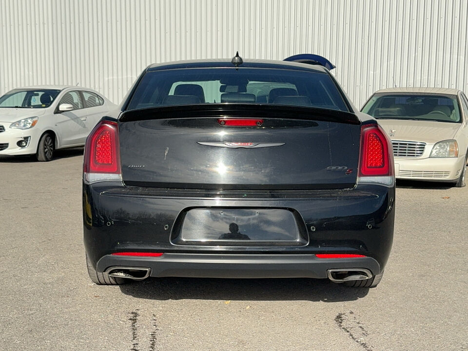 2022 Chrysler 300  - Blainville Chrysler