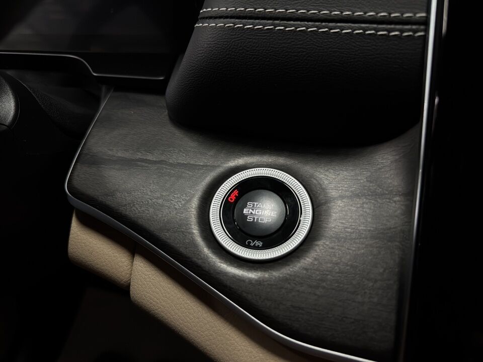 2025 Jeep Grand Cherokee  - Desmeules Chrysler