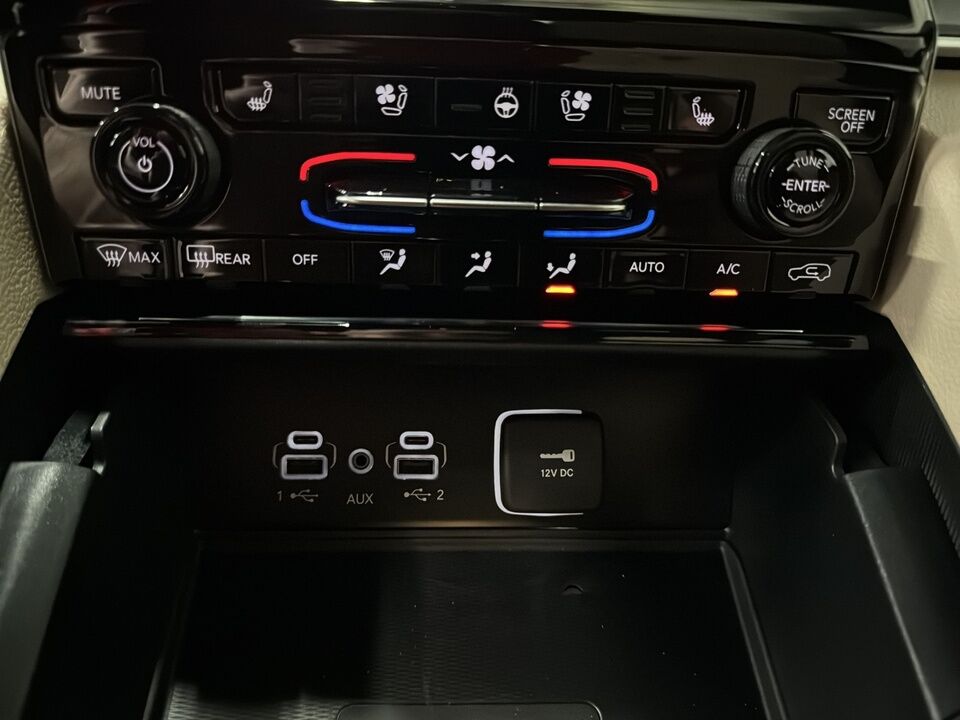 2025 Jeep Grand Cherokee  - Desmeules Chrysler