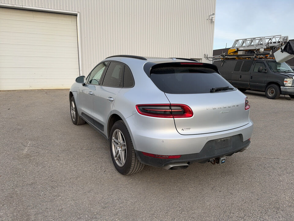 2018 Porsche Macan  - Desmeules Chrysler