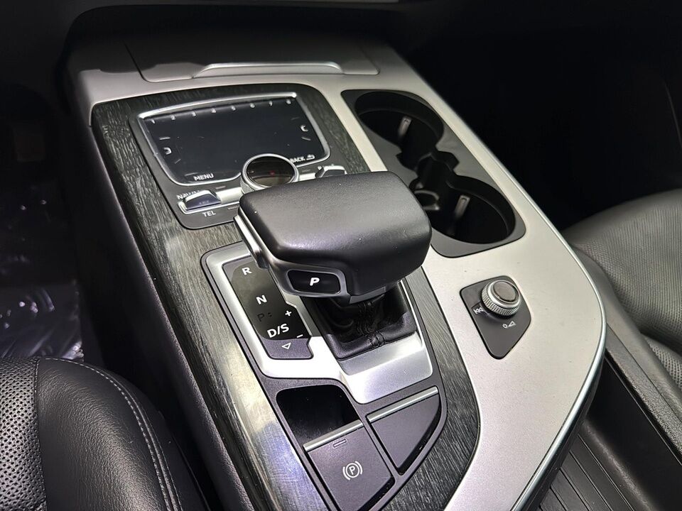 2018 Audi Q7  - Desmeules Chrysler