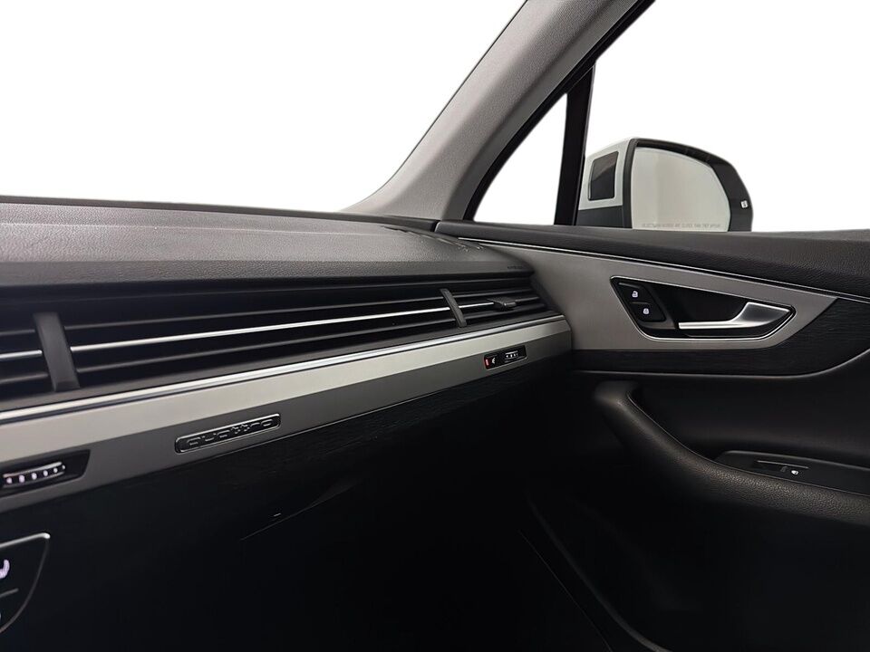 2018 Audi Q7  - Desmeules Chrysler