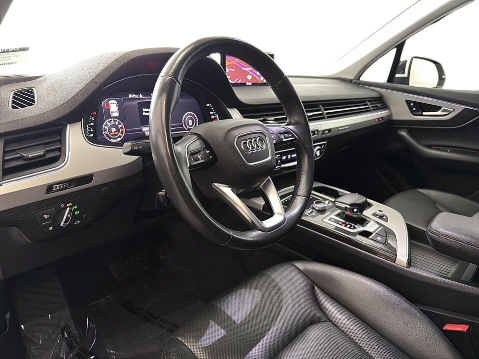 2018 Audi Q7  - Desmeules Chrysler