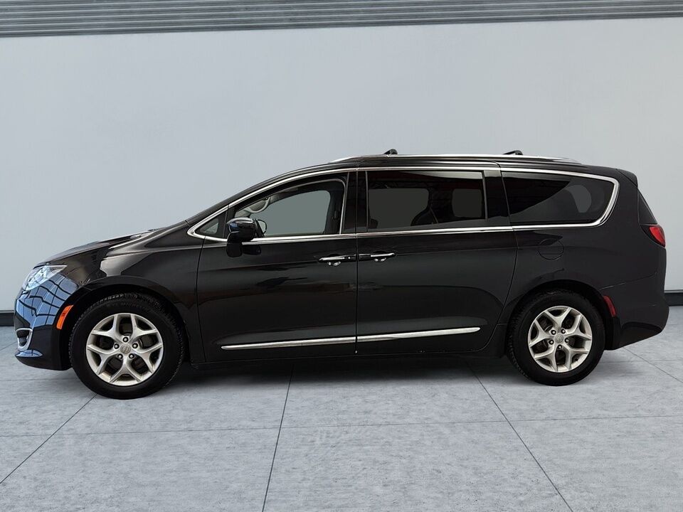 2018 Chrysler Pacifica  - Desmeules Chrysler