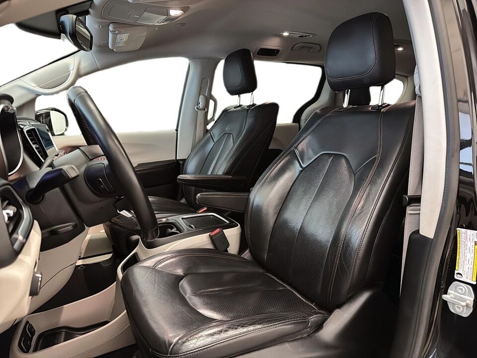 2018 Chrysler Pacifica  - Desmeules Chrysler