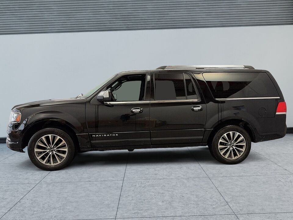 2017 Lincoln Navigator  - Desmeules Chrysler