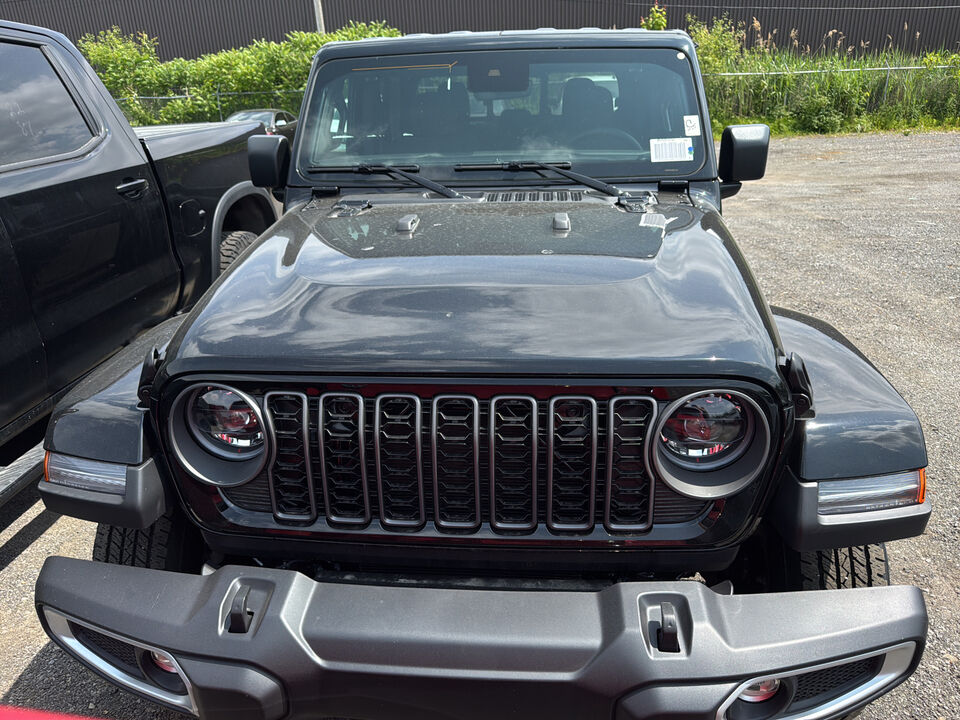 2025 Jeep Gladiator  - Desmeules Chrysler