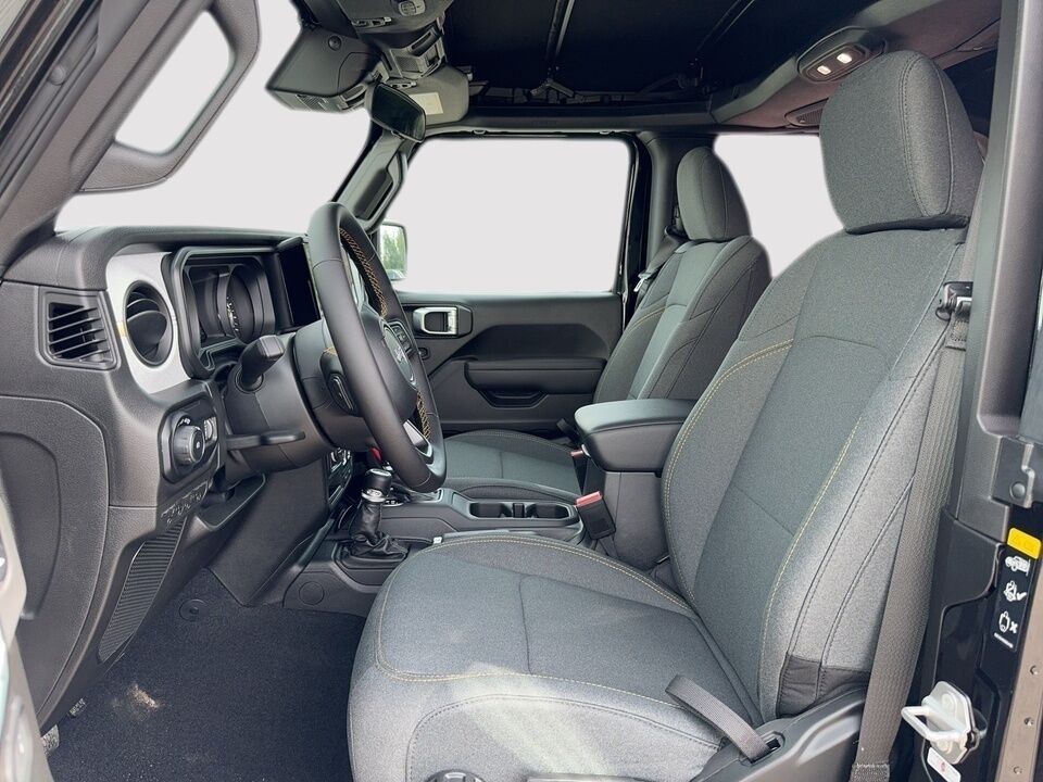 2024 Jeep Wrangler  - Desmeules Chrysler