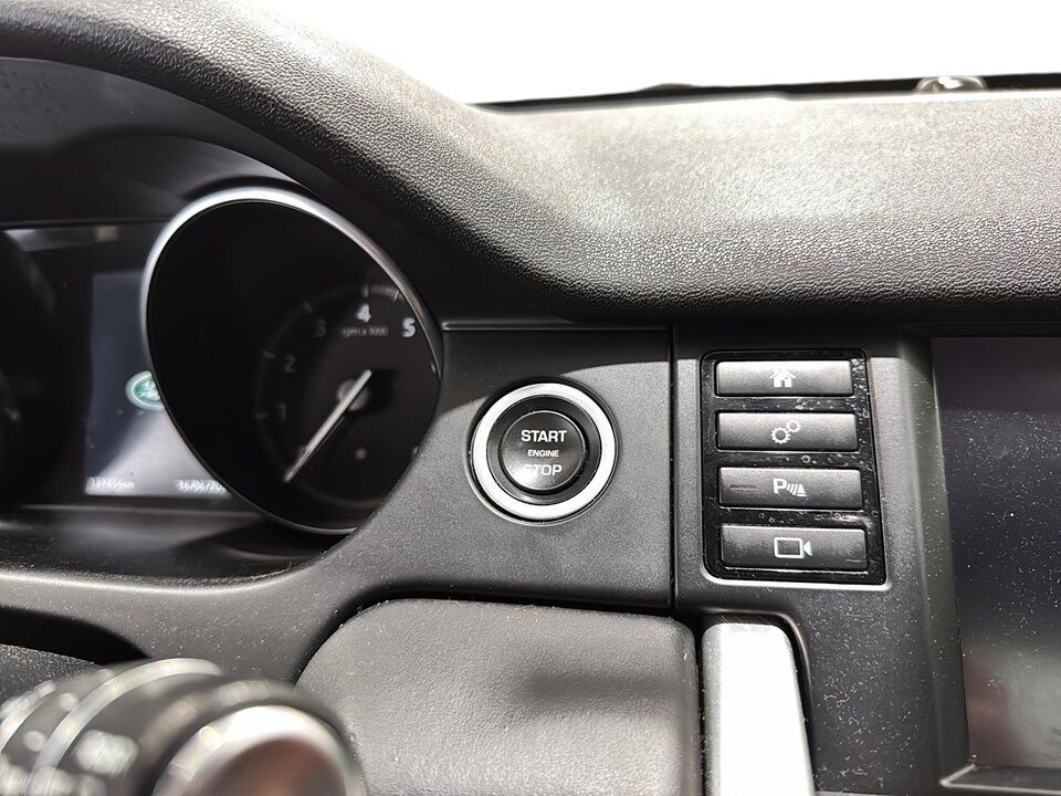 2018 Land Rover DISCOVERY SPORT  - Desmeules Chrysler