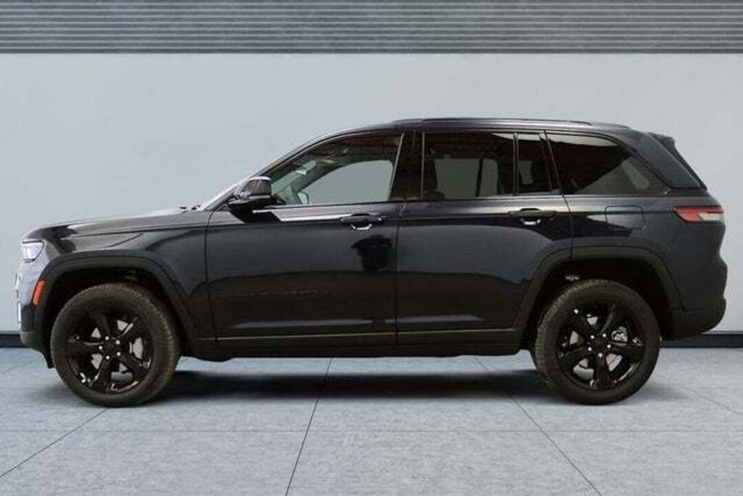 2025 Jeep Grand Cherokee  - Desmeules Chrysler