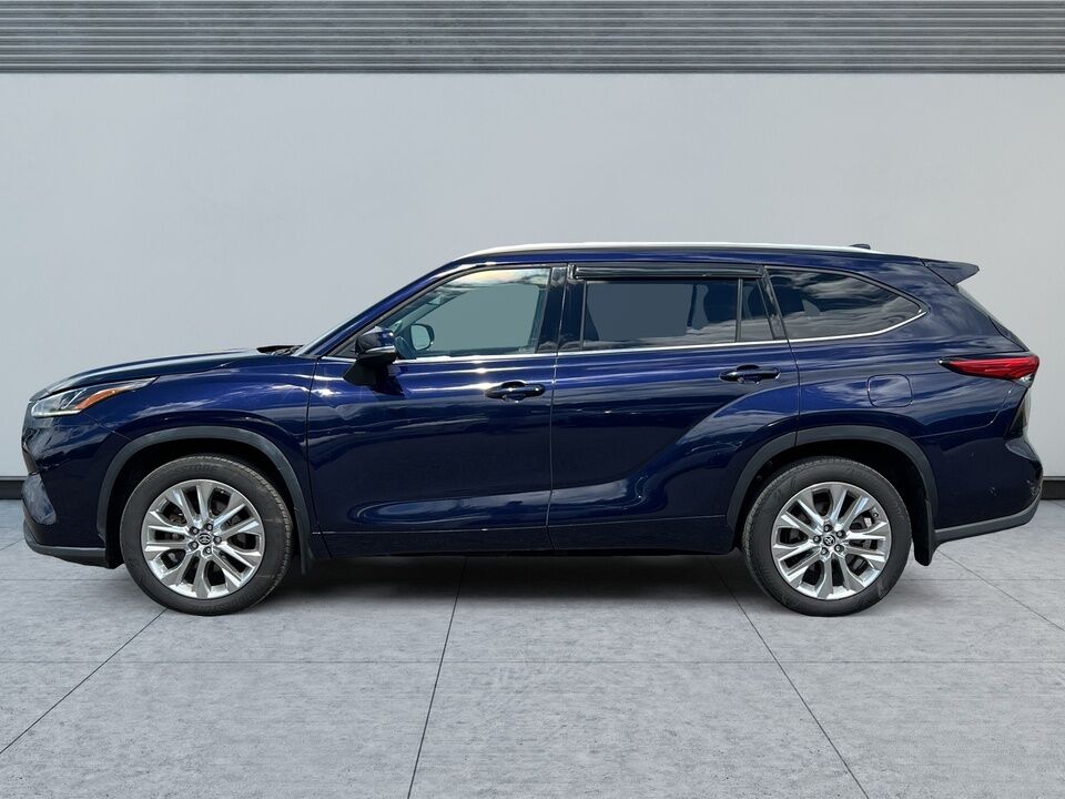 2023 Toyota Highlander  - Desmeules Chrysler