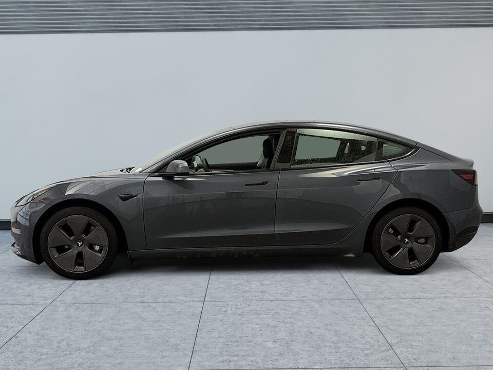 2022 Tesla Model 3  - Desmeules Chrysler