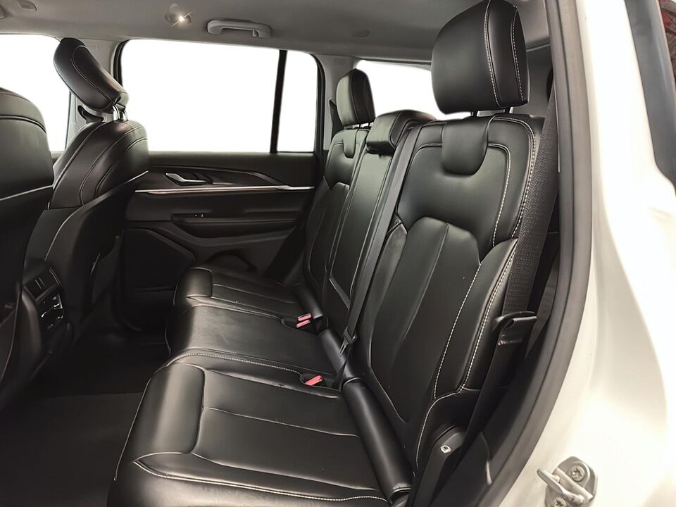 2023 Jeep Grand Cherokee  - Desmeules Chrysler