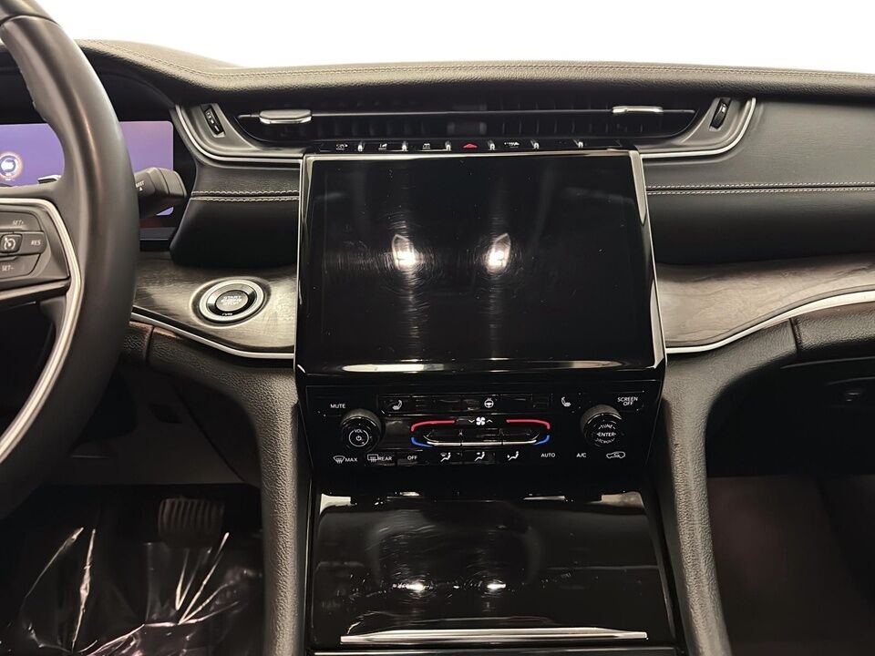 2023 Jeep Grand Cherokee  - Desmeules Chrysler