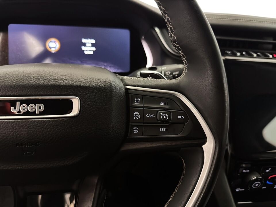 2023 Jeep Grand Cherokee  - Desmeules Chrysler