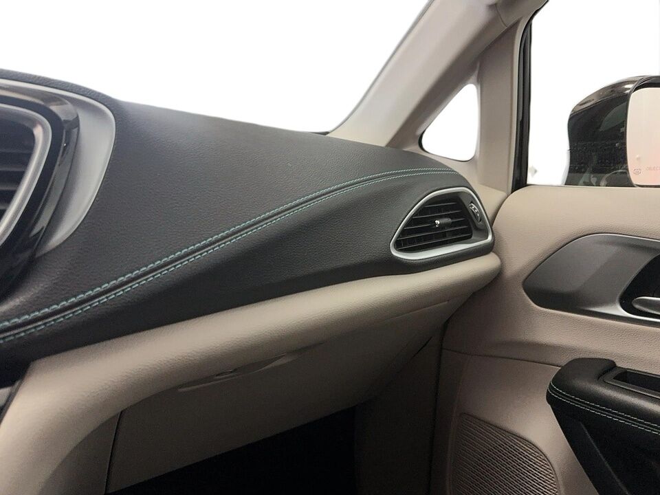 2017 Chrysler Pacifica  - Blainville Chrysler