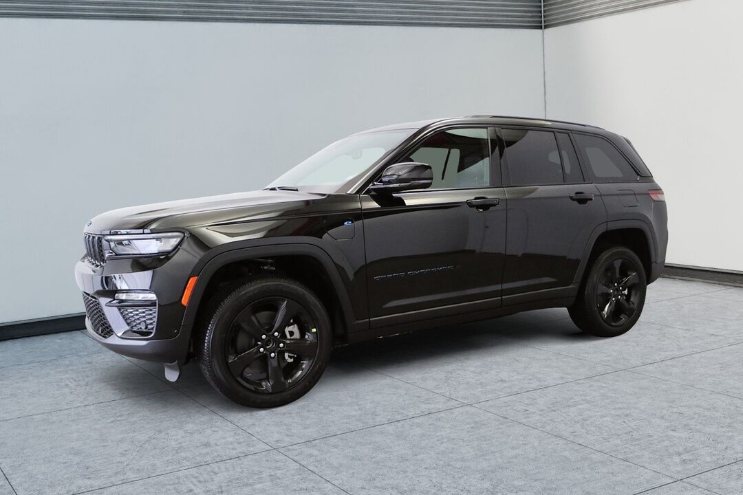 2025 Jeep Grand Cherokee 4XE  - Desmeules Chrysler