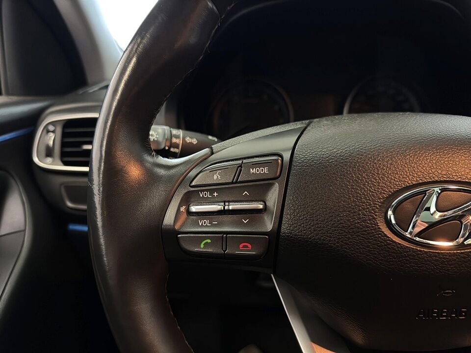 2018 Hyundai Elantra  - Desmeules Chrysler