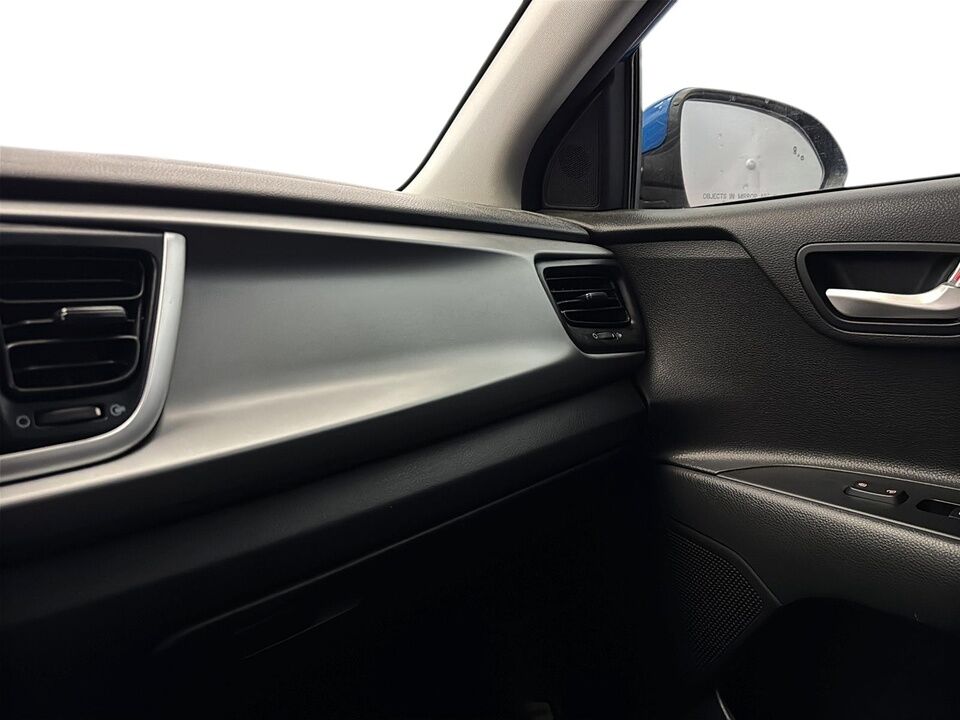 2021 Kia Rio 5-Door  - Desmeules Chrysler