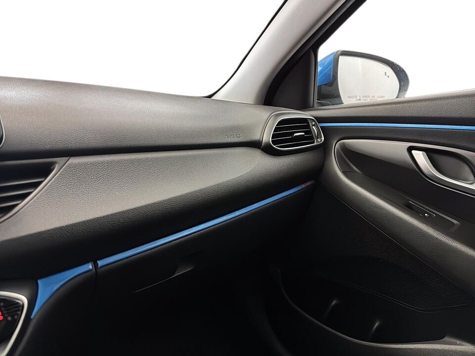 2018 Hyundai Elantra  - Desmeules Chrysler