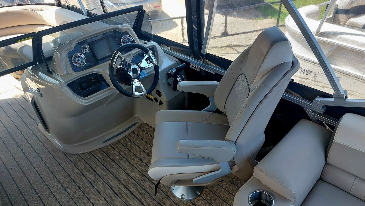 2021 Legend Cruiser WS 24'  - Blainville Chrysler