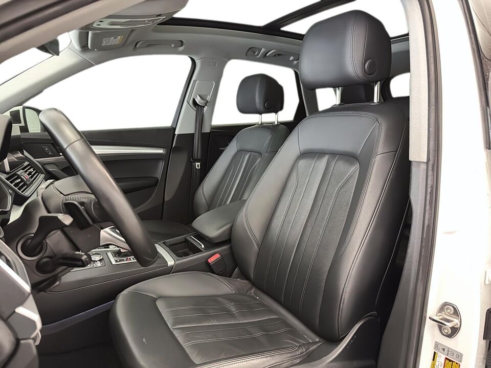 2019 Audi Q5  - Desmeules Chrysler