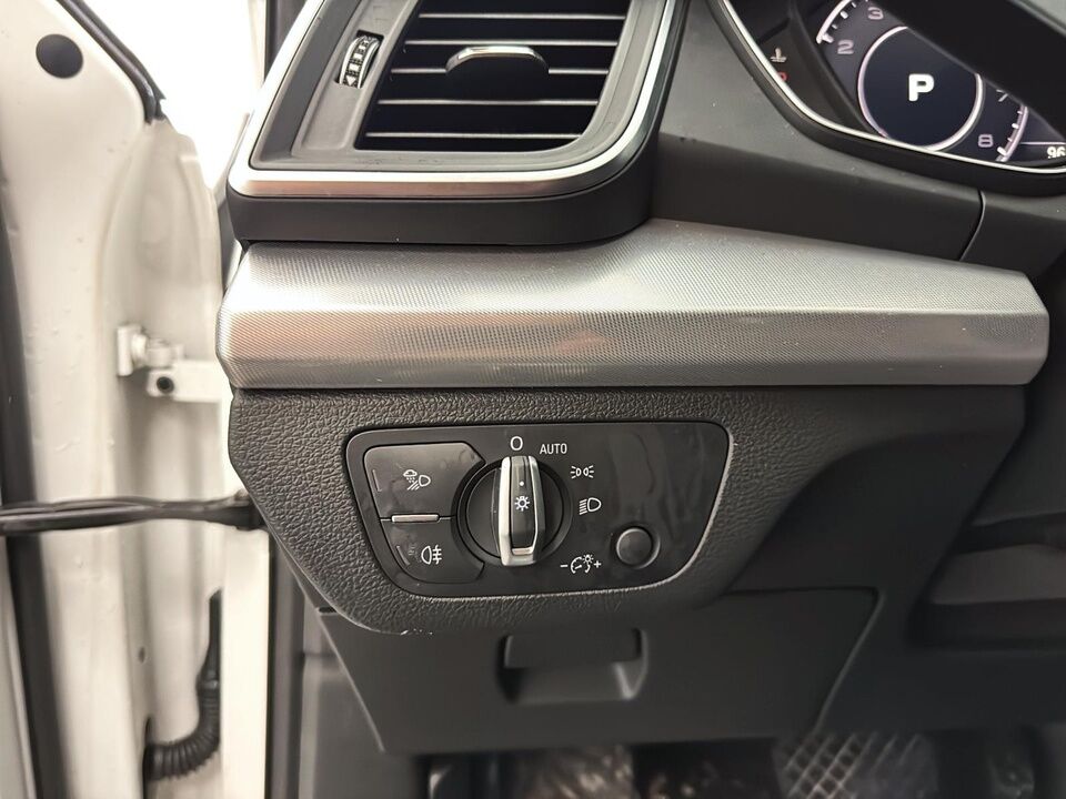2019 Audi Q5  - Desmeules Chrysler