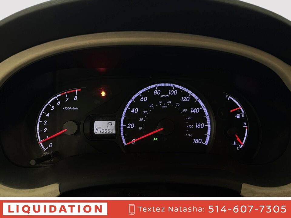 2011 Toyota Sienna  - Desmeules Chrysler