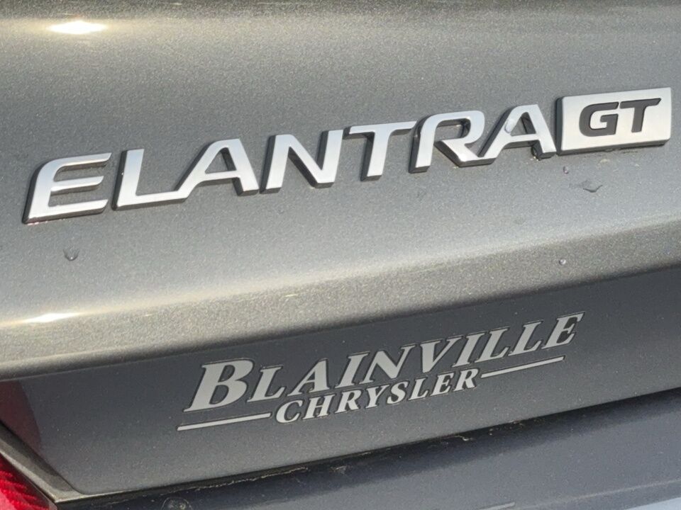 2019 Hyundai Elantra GT  - Blainville Chrysler