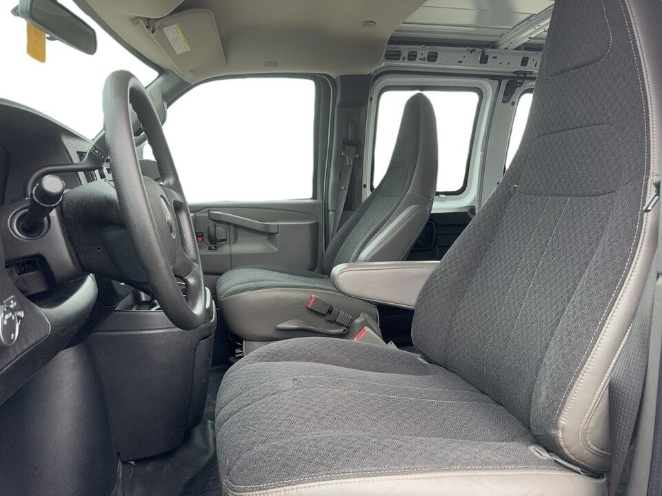 2019 GMC Savana Cargo Van  - Blainville Chrysler