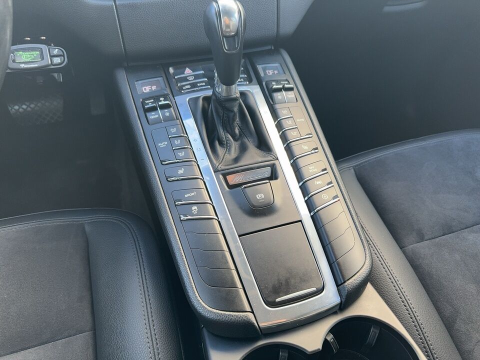 2018 Porsche Macan  - Blainville Chrysler