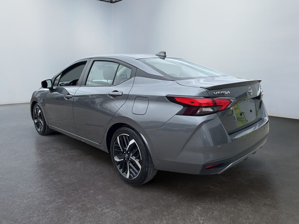 2023 Nissan Versa  - Desmeules Chrysler