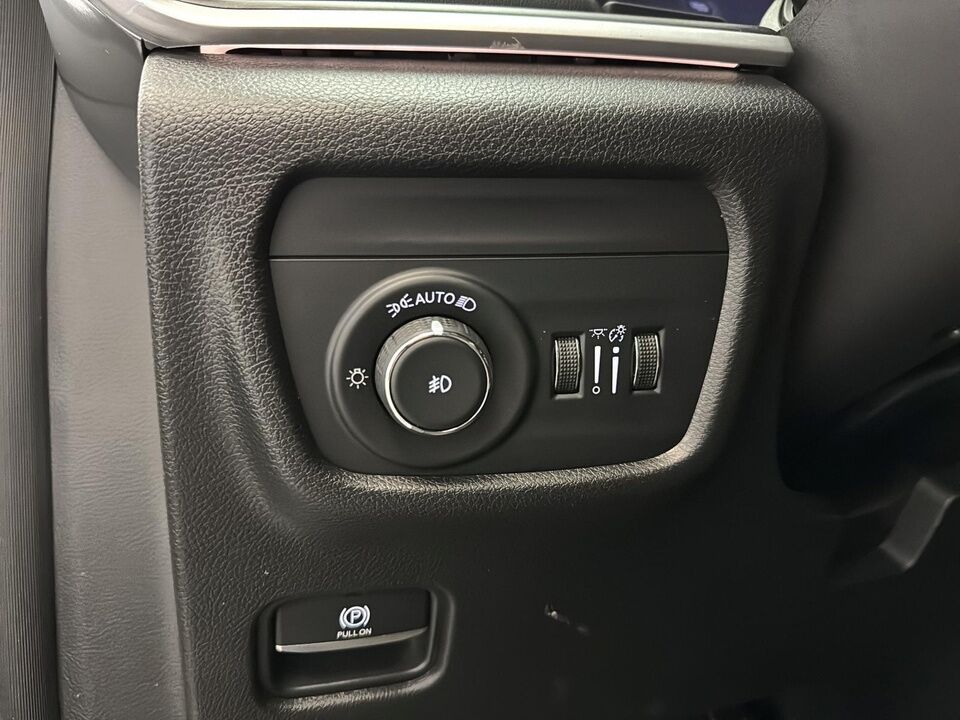 2023 Jeep Grand Cherokee  - Desmeules Chrysler