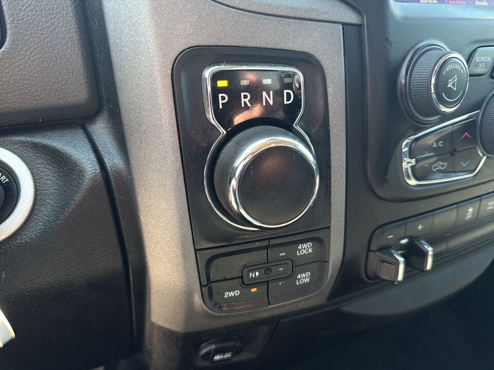 2019 Ram 1500 Classic  - Desmeules Chrysler