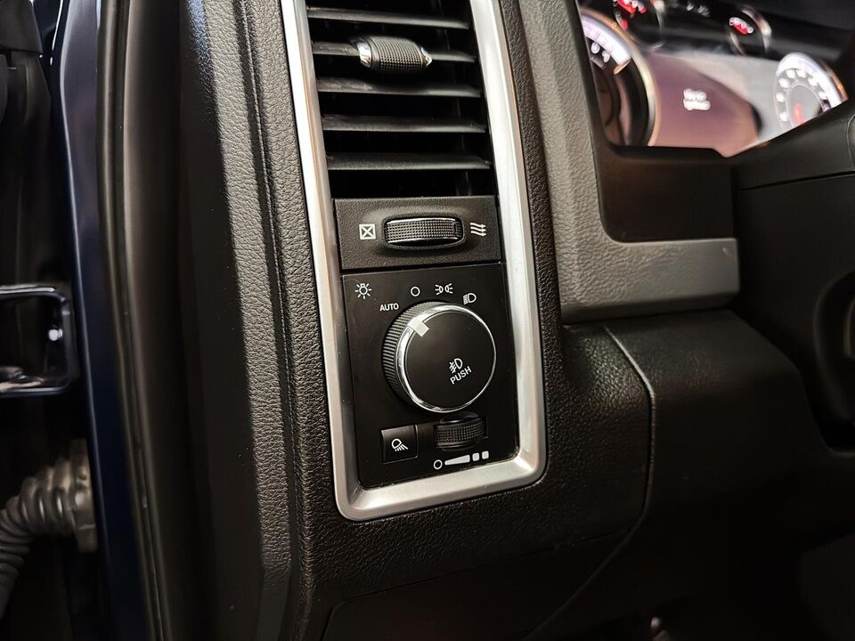 2019 Ram 1500 Classic  - Desmeules Chrysler