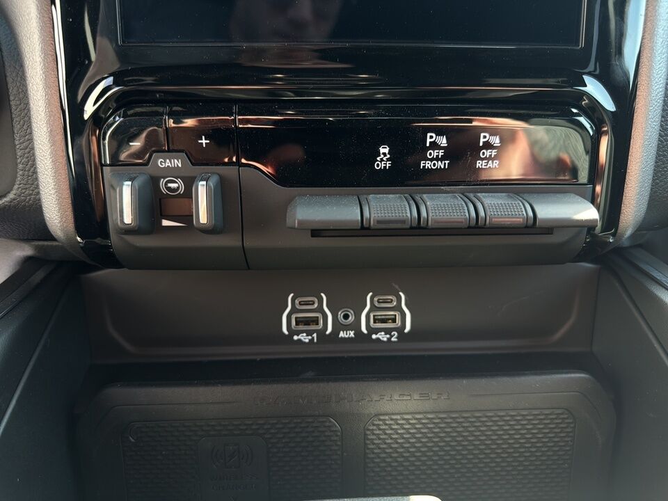 2025 Ram 1500  - Desmeules Chrysler