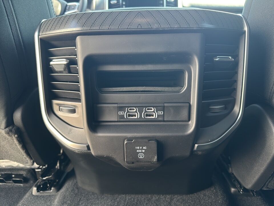 2025 Ram 1500  - Desmeules Chrysler
