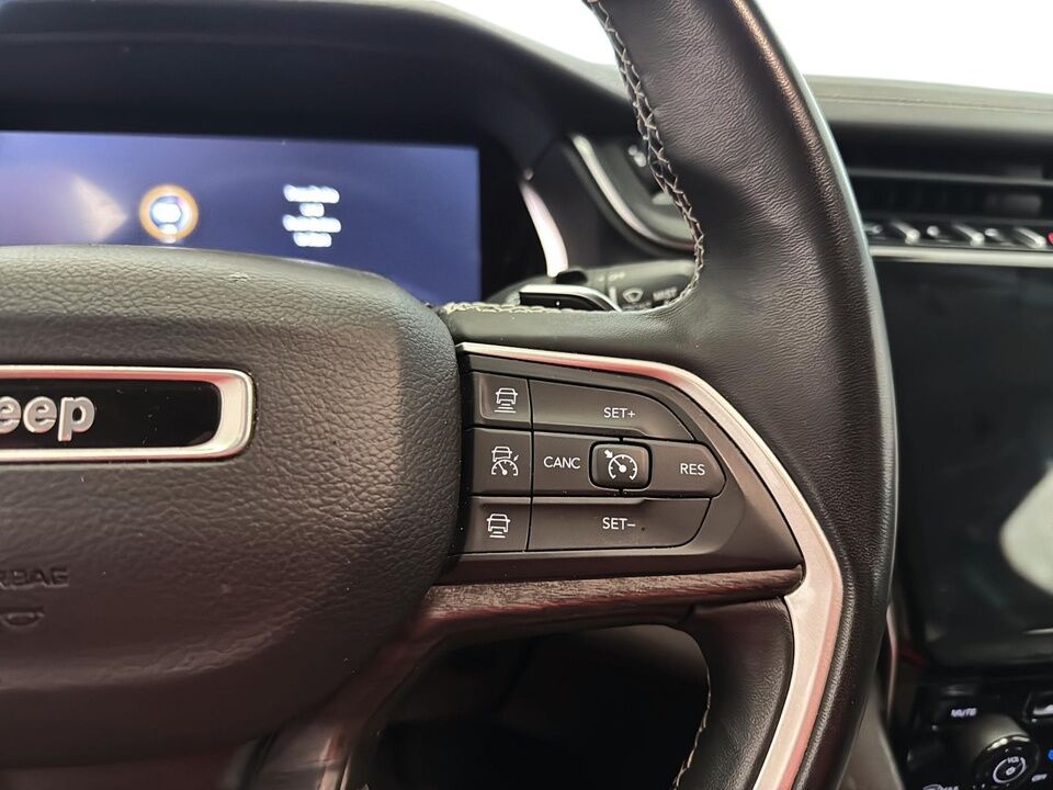 2022 Jeep Grand Cherokee  - Desmeules Chrysler