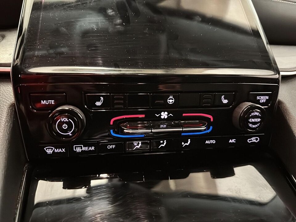 2022 Jeep Grand Cherokee  - Desmeules Chrysler
