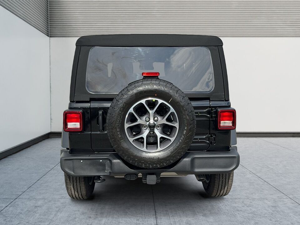 2024 Jeep Wrangler  - Desmeules Chrysler