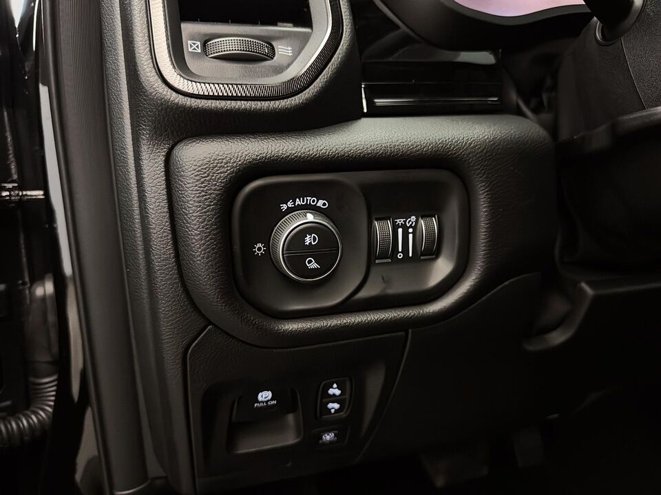2025 Ram 1500  - Desmeules Chrysler