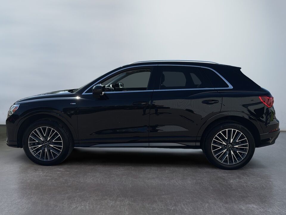 2022 Audi Q3  - Desmeules Chrysler
