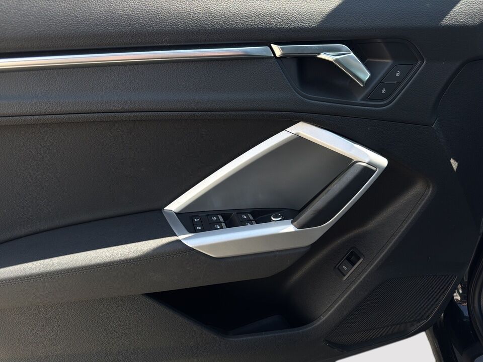 2022 Audi Q3  - Desmeules Chrysler