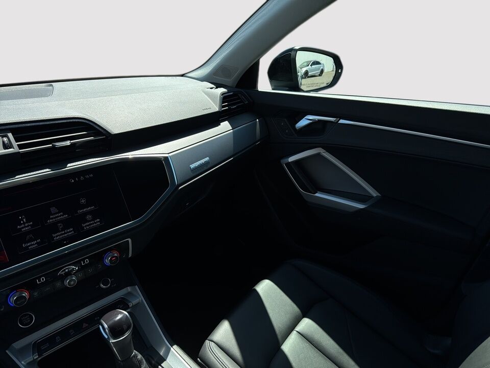 2022 Audi Q3  - Desmeules Chrysler