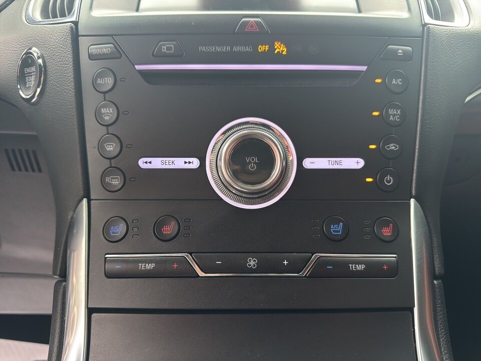 2019 Ford Edge  - Desmeules Chrysler
