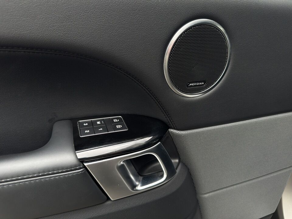 2021 Land Rover Range Rover  - Desmeules Chrysler