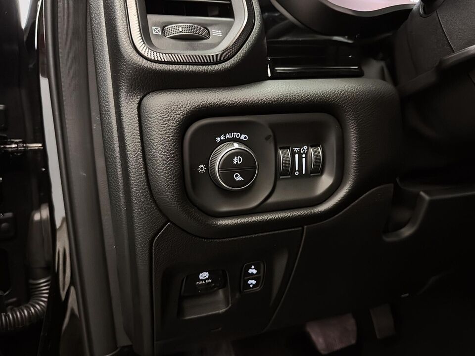 2025 Ram 1500  - Desmeules Chrysler
