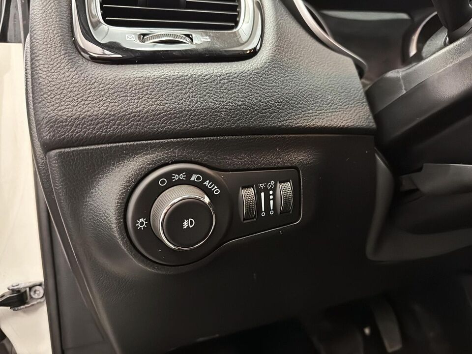 2021 Jeep Compass  - Desmeules Chrysler